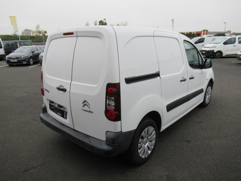 Photo 4 de l'offre de CITROEN BERLINGO M 1.6 BLUEHDI 100 S&S BUSINESS ETG6 à 10990€ chez J'NOV AUTO