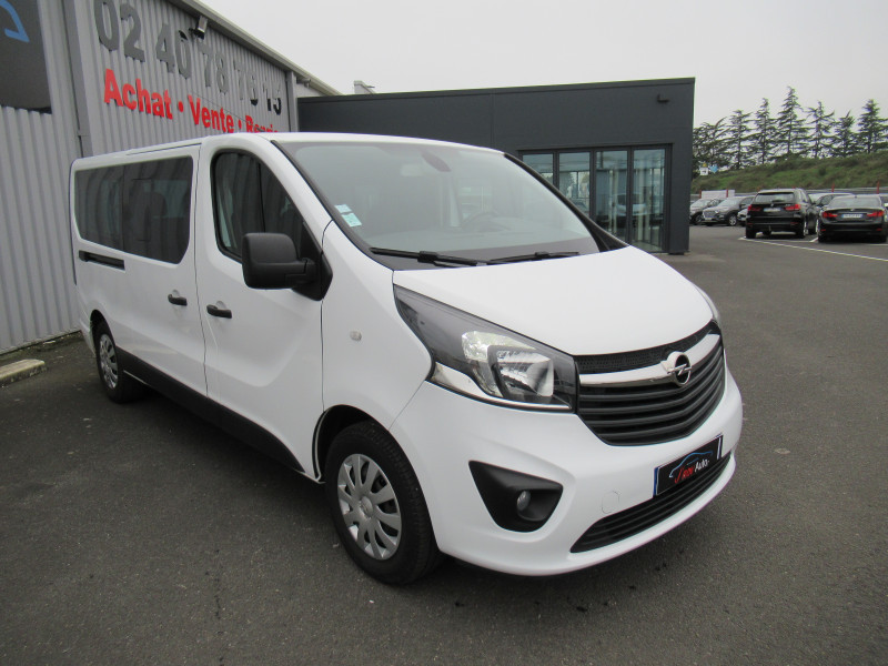 Photo 2 de l'offre de OPEL VIVARO COMBI 1.6 CDTI BITURBO 125 K2900 L2H1 COMBI + ECOFLEX START/STOP E6 à 22490€ chez J'NOV AUTO