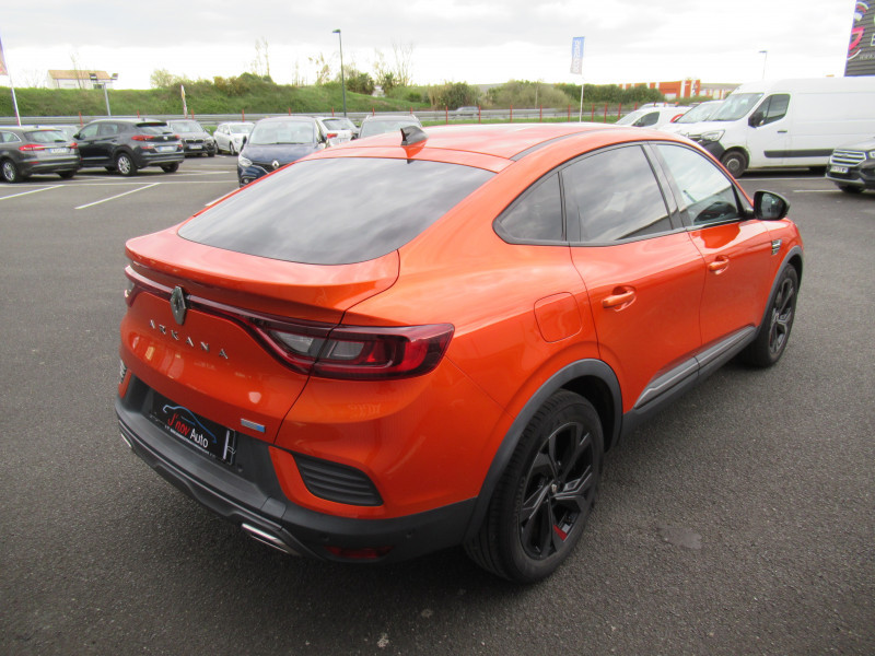 Photo 4 de l'offre de RENAULT ARKANA 1.6 E-TECH 145CH RS LINE -21B à 24490€ chez J'NOV AUTO