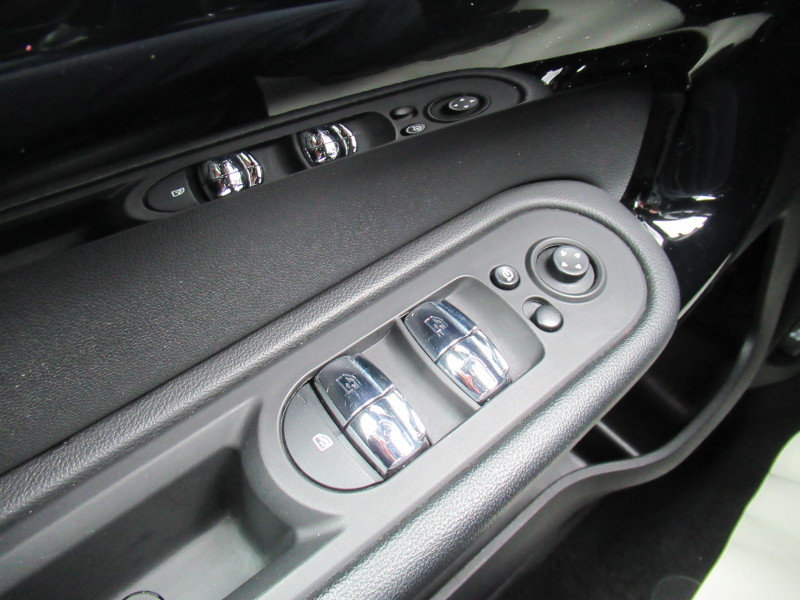 Photo 18 de l'offre de MINI COUNTRYMAN COOPER D  150CH NORTHWOOD BVA8 à 25990€ chez J'NOV AUTO