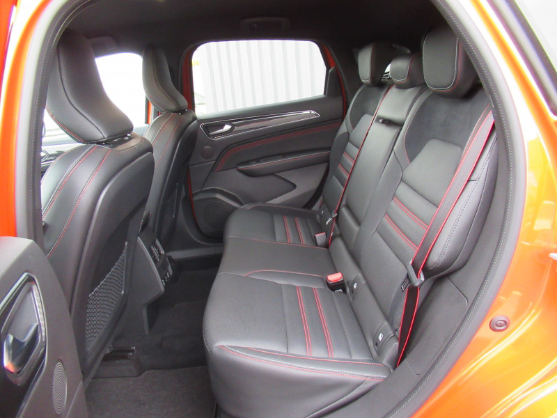 Photo 5 de l'offre de RENAULT ARKANA 1.6 E-TECH 145CH RS LINE -21B à 24490€ chez J'NOV AUTO