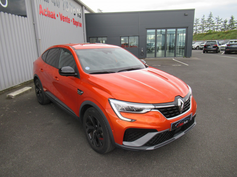 Photo 2 de l'offre de RENAULT ARKANA 1.6 E-TECH 145CH RS LINE -21B à 24490€ chez J'NOV AUTO