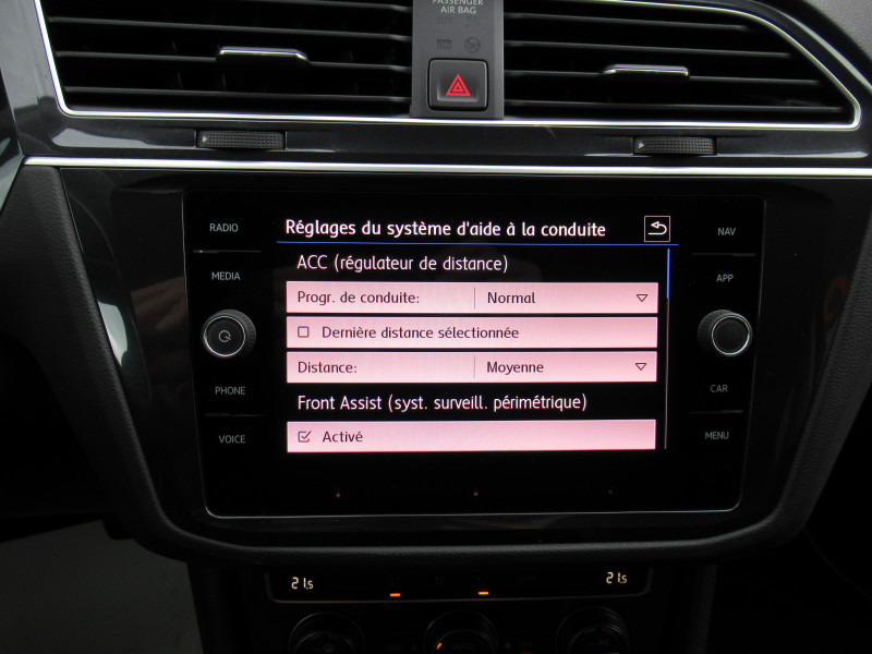 Photo 12 de l'offre de VOLKSWAGEN TIGUAN 2.0 TDI 150CH CONFORTLINE BUSINESS DSG7 EURO6D-T à 21990€ chez J'NOV AUTO