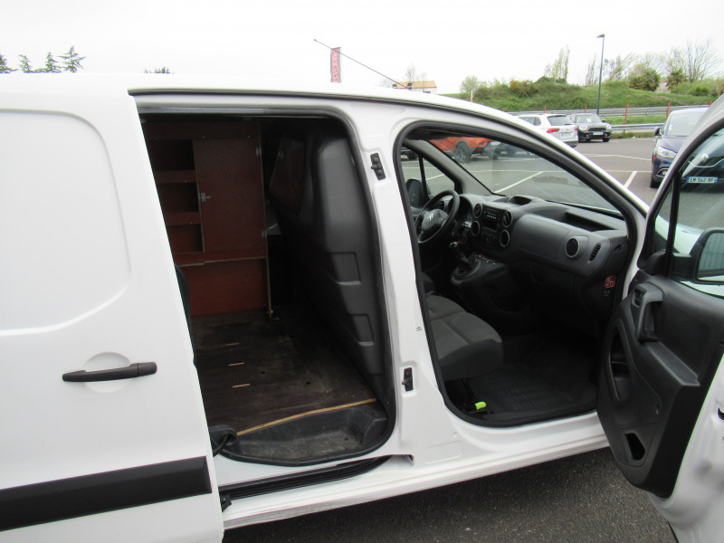 Photo 7 de l'offre de CITROEN BERLINGO M 1.6 BLUEHDI 100 CLUB à 9990€ chez J'NOV AUTO