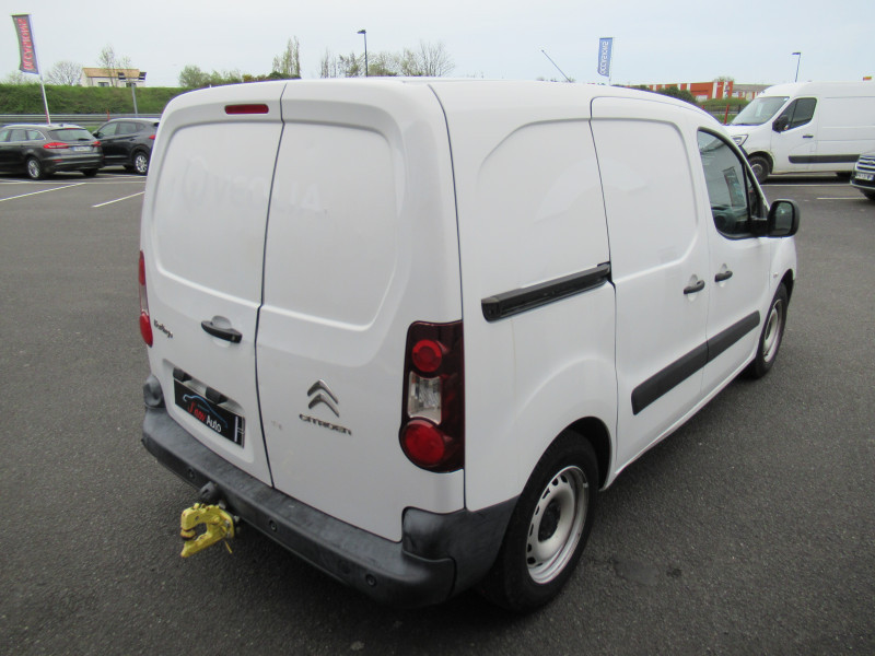 Photo 3 de l'offre de CITROEN BERLINGO M 1.6 BLUEHDI 100 CLUB à 9990€ chez J'NOV AUTO
