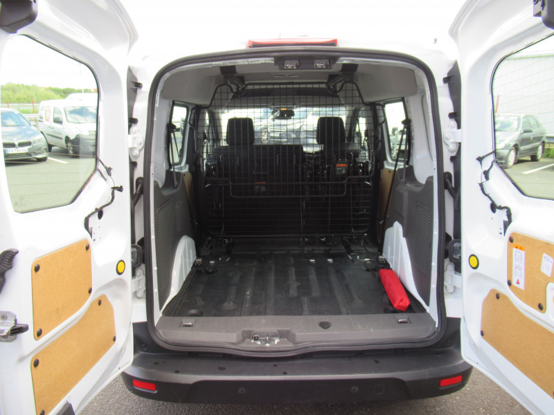 Photo 6 de l'offre de FORD TRANSIT CONNECT L1 1.5 TD 100CH STOP&START CABINE APPROFONDIE TREND à 16990€ chez J'NOV AUTO