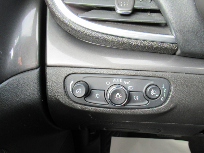 Photo 16 de l'offre de OPEL MOKKA X 1.6 CDTI 136CH ELITE 4X2 BVA à 13990€ chez J'NOV AUTO