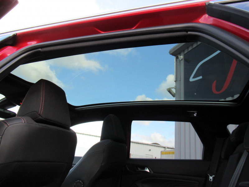 Photo 8 de l'offre de PEUGEOT 308 SW 1.5 BLUEHDI 130CH S&S GT LINE EAT8 à 16490€ chez J'NOV AUTO