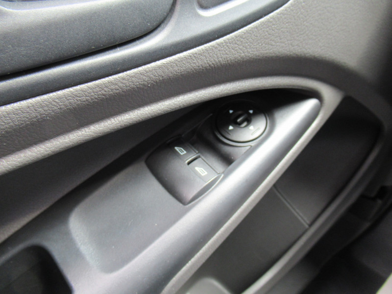 Photo 17 de l'offre de FORD TRANSIT CONNECT L1 1.5 TD 100CH STOP&START CABINE APPROFONDIE TREND à 16990€ chez J'NOV AUTO