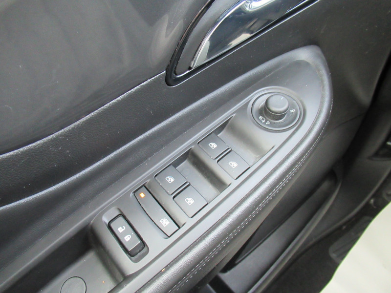 Photo 15 de l'offre de OPEL MOKKA X 1.6 CDTI 136CH ELITE 4X2 BVA à 13990€ chez J'NOV AUTO