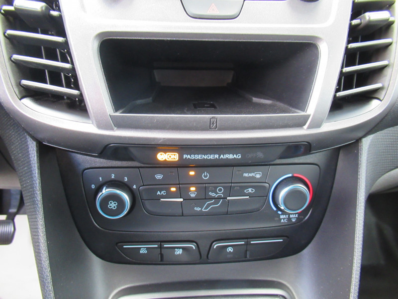 Photo 16 de l'offre de FORD TRANSIT CONNECT L1 1.5 TD 100CH STOP&START CABINE APPROFONDIE TREND à 16990€ chez J'NOV AUTO