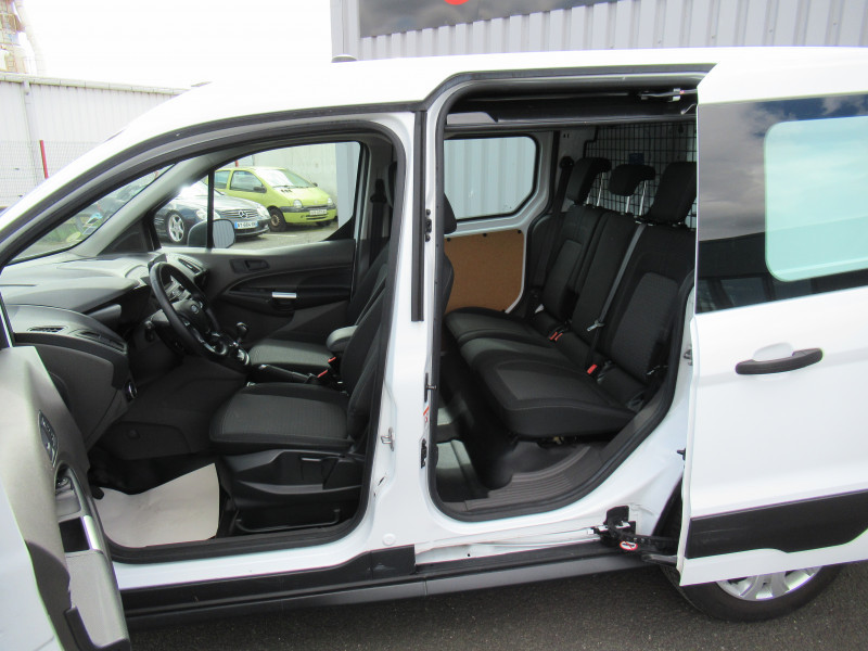 Photo 7 de l'offre de FORD TRANSIT CONNECT L1 1.5 TD 100CH STOP&START CABINE APPROFONDIE TREND à 16990€ chez J'NOV AUTO