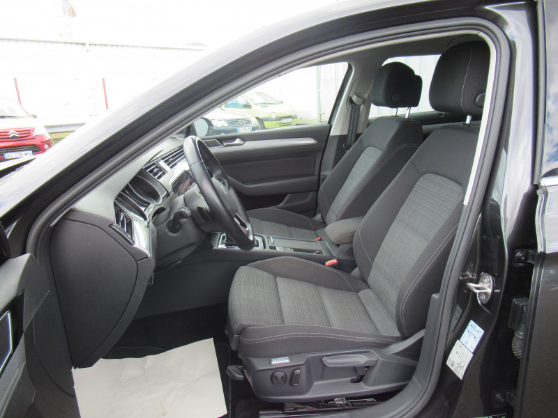 Photo 7 de l'offre de VOLKSWAGEN PASSAT SW 2.0 TDI EVO 150CH BUSINESS DSG7 8CV à 20490€ chez J'NOV AUTO
