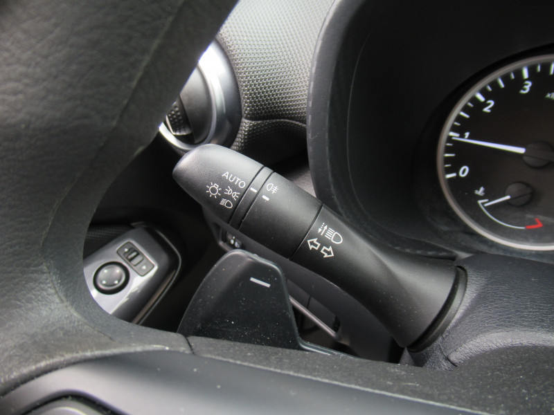 Photo 13 de l'offre de NISSAN JUKE 1.0 DIG-T 114CH ACENTA DCT7 2023.5 à 19450€ chez J'NOV AUTO