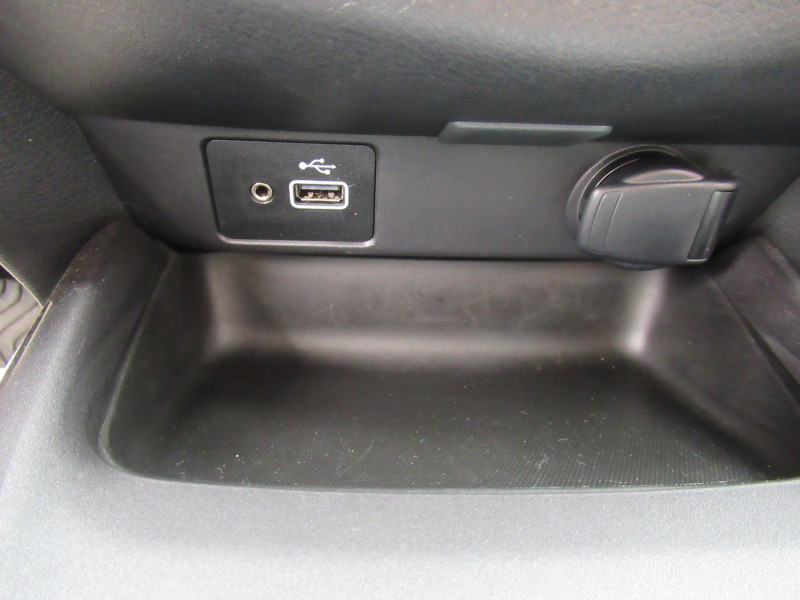 Photo 15 de l'offre de NISSAN JUKE 1.0 DIG-T 114CH ACENTA DCT7 2023.5 à 19450€ chez J'NOV AUTO