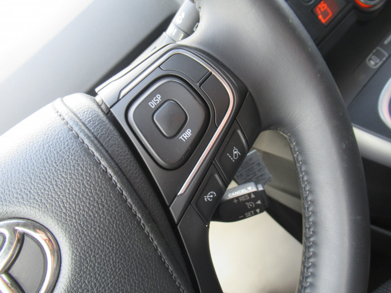 Photo 13 de l'offre de TOYOTA VERSO 132 VVT-I DESIGN à 15750€ chez J'NOV AUTO
