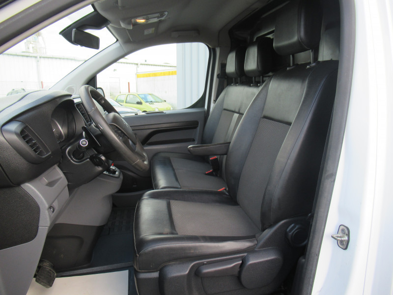 Photo 4 de l'offre de CITROEN JUMPY FG M 2.0 BLUEHDI 180CH BUSINESS S&S EAT6 à 21490€ chez J'NOV AUTO