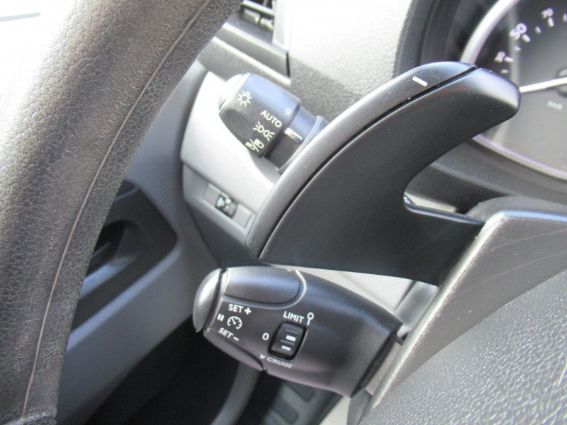 Photo 11 de l'offre de CITROEN JUMPY FG M 2.0 BLUEHDI 180CH BUSINESS S&S EAT6 à 21490€ chez J'NOV AUTO