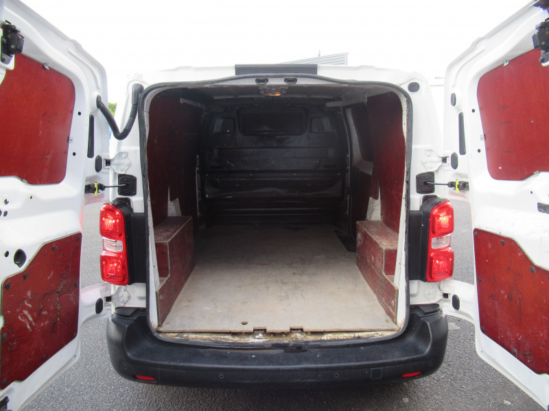 Photo 6 de l'offre de CITROEN JUMPY FG M 2.0 BLUEHDI 180CH BUSINESS S&S EAT6 à 21490€ chez J'NOV AUTO