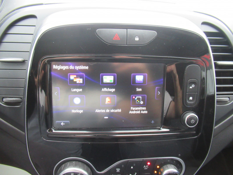 Photo 10 de l'offre de RENAULT CAPTUR 1.3 TCE 130CH FAP INTENS à 13990€ chez J'NOV AUTO