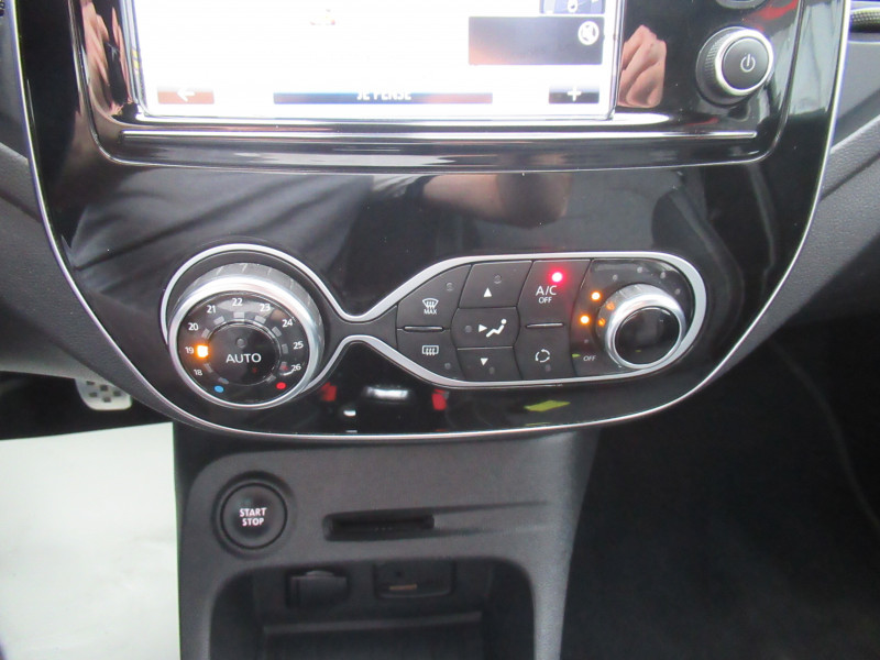 Photo 11 de l'offre de RENAULT CAPTUR 1.3 TCE 130CH FAP INTENS à 13990€ chez J'NOV AUTO
