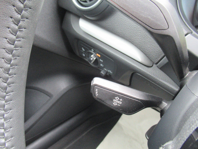 Photo 14 de l'offre de AUDI A3 SPORTBACK 1.0 TFSI 115CH BUSINESS LINE S TRONIC 7 à 20490€ chez J'NOV AUTO