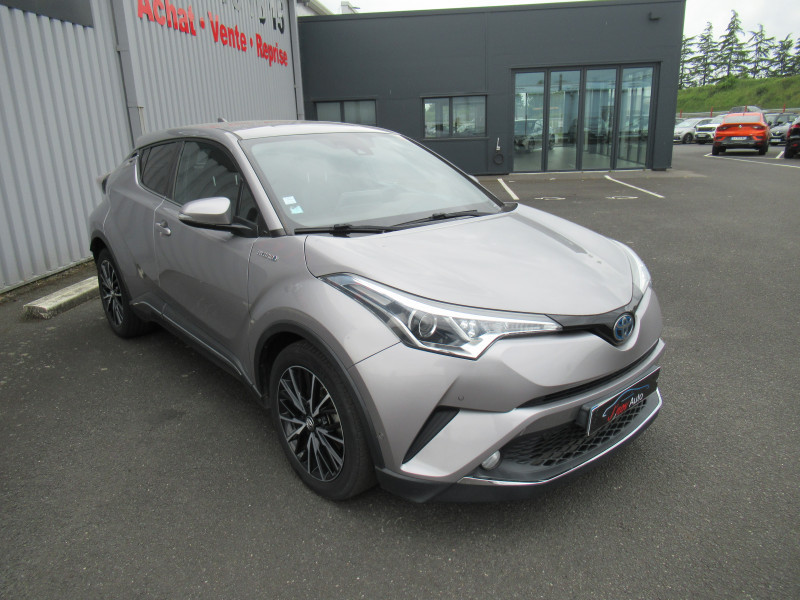 Photo 2 de l'offre de TOYOTA C-HR 122H DISTINCTIVE 2WD E-CVT à 18750€ chez J'NOV AUTO