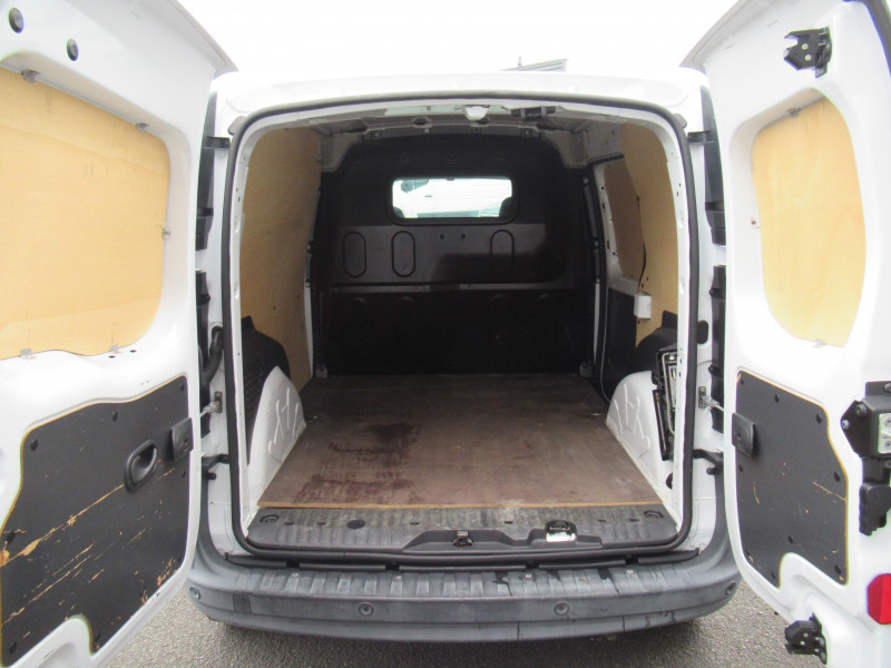 Photo 5 de l'offre de RENAULT KANGOO II EXPRESS 1.5 DCI 90 ENERGY GRAND CONFORT FT à 7990€ chez J'NOV AUTO
