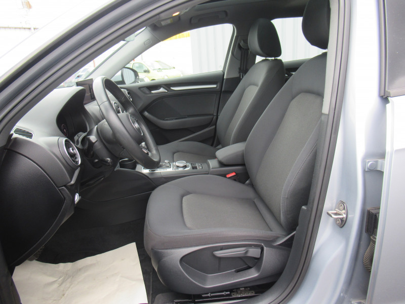 Photo 6 de l'offre de AUDI A3 SPORTBACK 1.0 TFSI 115CH BUSINESS LINE S TRONIC 7 à 20490€ chez J'NOV AUTO