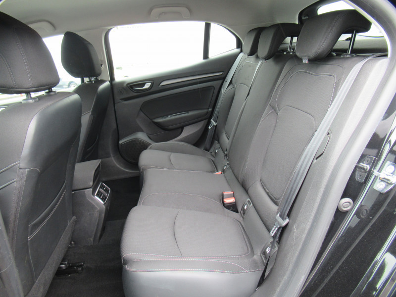 Photo 4 de l'offre de RENAULT MEGANE IV 1.3 TCE 140CH FAP BUSINESS EDC à 14990€ chez J'NOV AUTO
