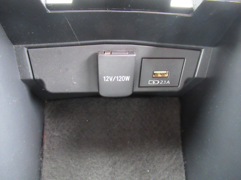 Photo 18 de l'offre de TOYOTA COROLLA TOURING SPT 184H DYNAMIC BUSINESS MY20 + SUPPORT LOMBAIRE 8CV à 20990€ chez J'NOV AUTO