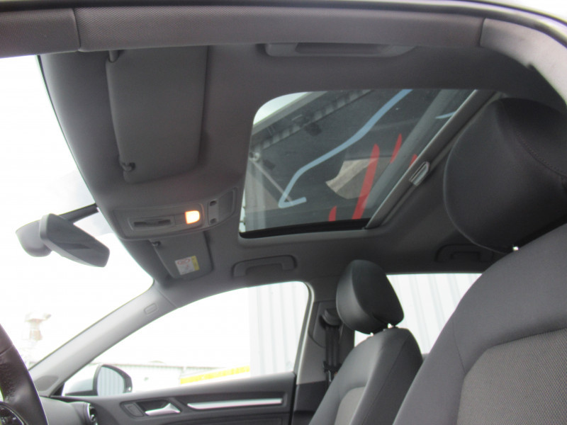 Photo 8 de l'offre de AUDI A3 SPORTBACK 1.0 TFSI 115CH BUSINESS LINE S TRONIC 7 à 20490€ chez J'NOV AUTO
