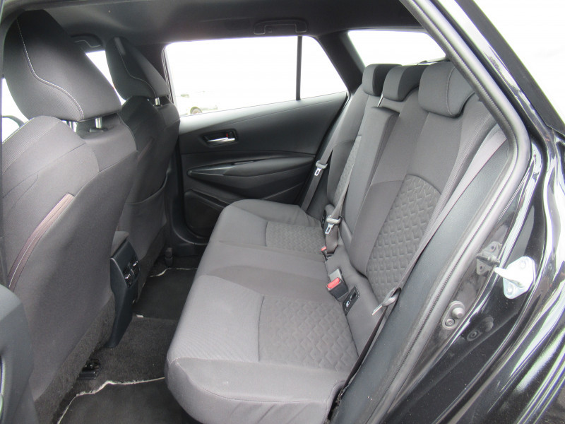 Photo 6 de l'offre de TOYOTA COROLLA TOURING SPT 184H DYNAMIC BUSINESS MY20 + SUPPORT LOMBAIRE 8CV à 20990€ chez J'NOV AUTO