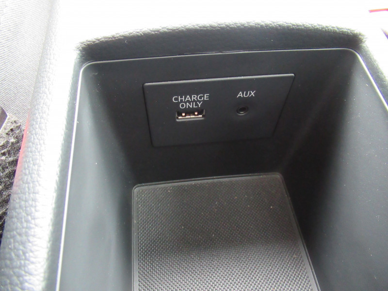 Photo 19 de l'offre de AUDI A3 SPORTBACK 1.0 TFSI 115CH BUSINESS LINE S TRONIC 7 à 20490€ chez J'NOV AUTO