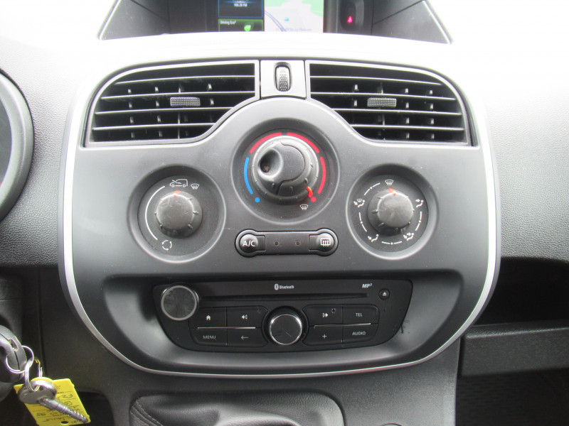 Photo 12 de l'offre de RENAULT KANGOO II EXPRESS 1.5 BLUE DCI 95CH EXTRA R-LINK à 9990€ chez J'NOV AUTO