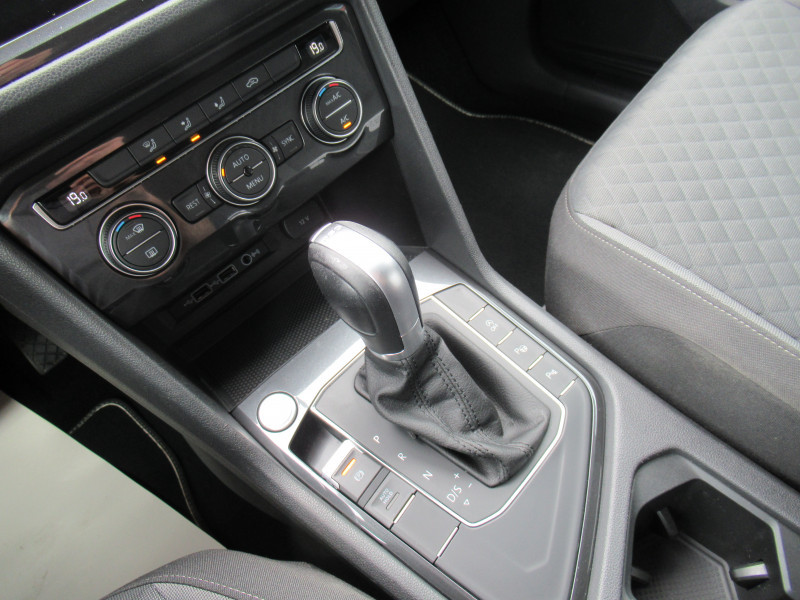 Photo 15 de l'offre de VOLKSWAGEN TIGUAN 2.0 TDI 150CH CONFORTLINE BUSINESS DSG7 EURO6D-T à 19490€ chez J'NOV AUTO