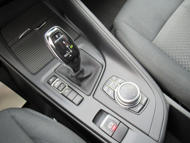 Photo 17 de l'offre de BMW X1 (F48) SDRIVE18IA 136CH BUSINESS DESIGN DKG7 à 27990€ chez J'NOV AUTO