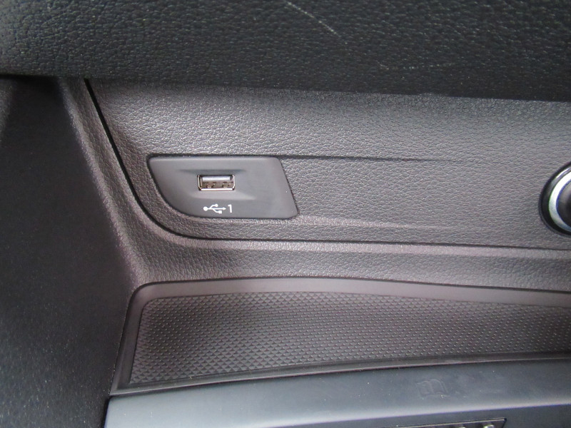 Photo 16 de l'offre de AUDI Q2 35 TFSI 150CH COD BUSINESS LINE S TRONIC 7 EURO6DT à 21990€ chez J'NOV AUTO