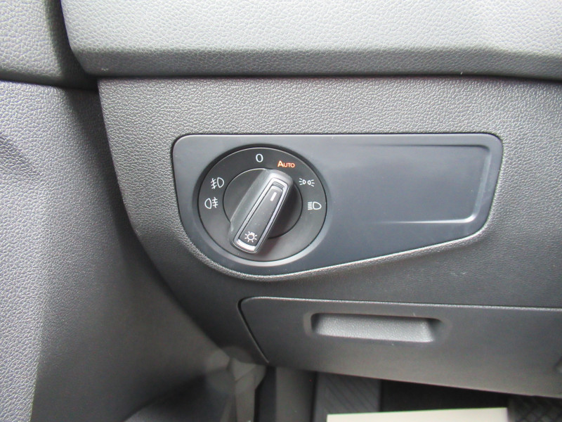 Photo 18 de l'offre de VOLKSWAGEN TIGUAN 2.0 TDI 150CH CONFORTLINE BUSINESS DSG7 EURO6D-T à 19490€ chez J'NOV AUTO