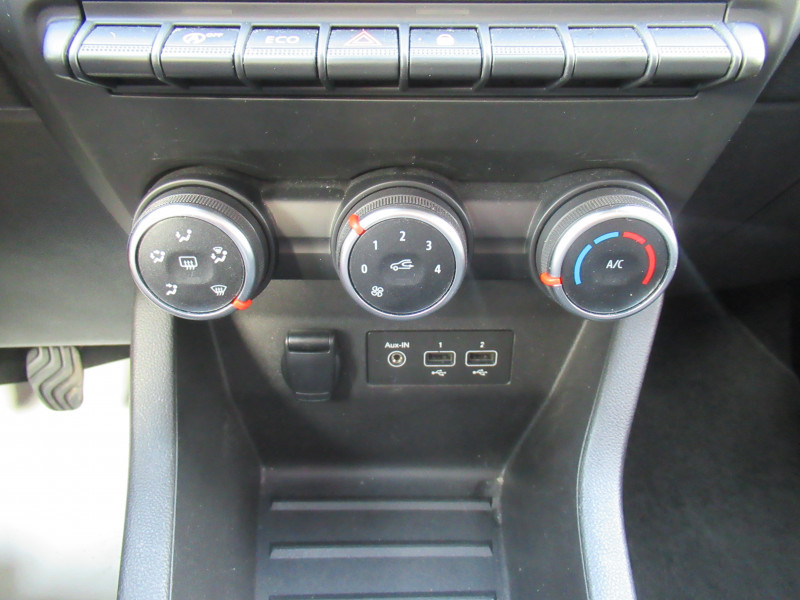 Photo 10 de l'offre de RENAULT CLIO V 1.5 BLUE DCI 85CH BUSINESS à 11990€ chez J'NOV AUTO