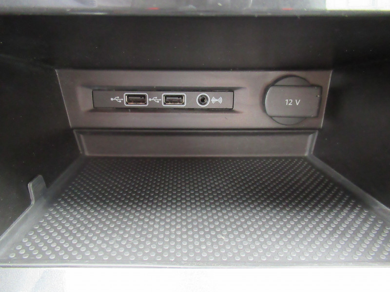 Photo 20 de l'offre de VOLKSWAGEN TIGUAN 2.0 TDI 150CH CONFORTLINE BUSINESS DSG7 EURO6D-T à 19490€ chez J'NOV AUTO