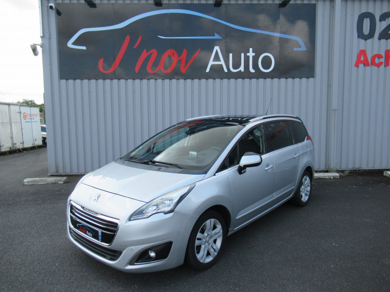 Peugeot 5008 1.6 BLUEHDI 120CH ALLURE S&S EAT6 7PL Diesel GRIS CLAIR METAL Occasion à vendre