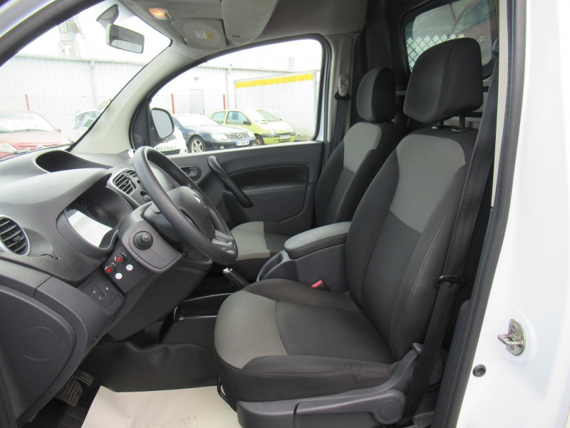 Photo 8 de l'offre de RENAULT KANGOO II EXPRESS 1.5 DCI 90CH EXTRA R-LINK EDC EURO6 à 11990€ chez J'NOV AUTO