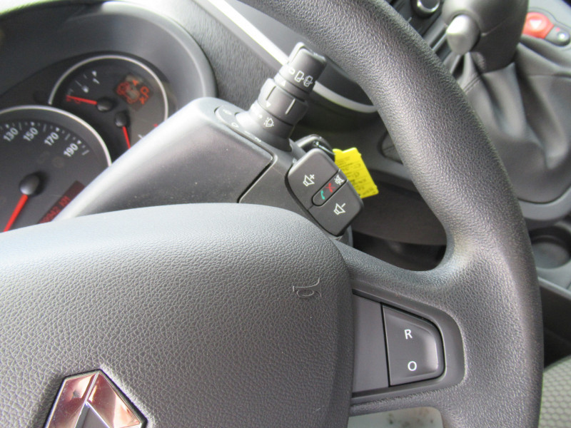Photo 14 de l'offre de RENAULT KANGOO II EXPRESS 1.5 DCI 90CH EXTRA R-LINK EDC EURO6 à 11990€ chez J'NOV AUTO