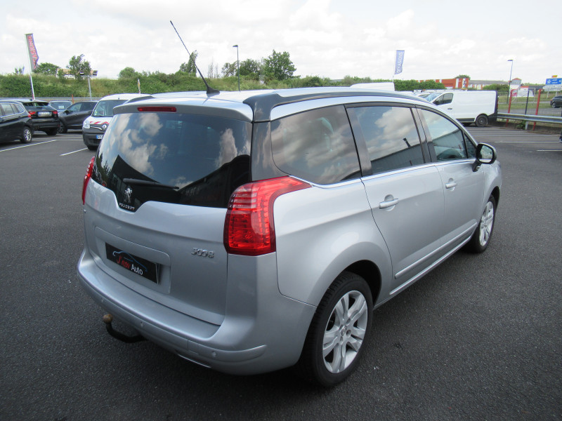 Photo 4 de l'offre de PEUGEOT 5008 1.6 BLUEHDI 120CH ALLURE S&S EAT6 7PL à 11990€ chez J'NOV AUTO