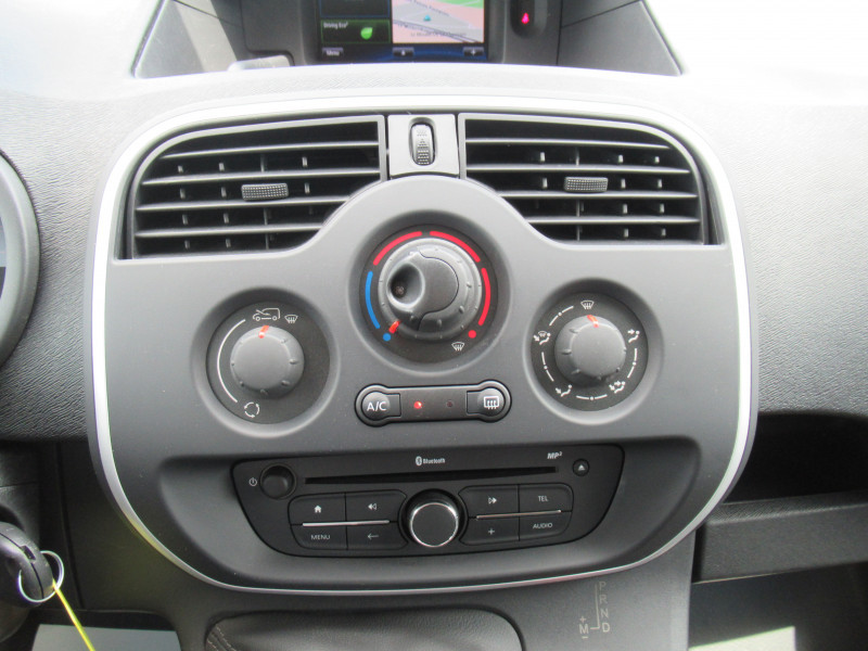 Photo 12 de l'offre de RENAULT KANGOO II EXPRESS 1.5 DCI 90CH EXTRA R-LINK EDC EURO6 à 11990€ chez J'NOV AUTO