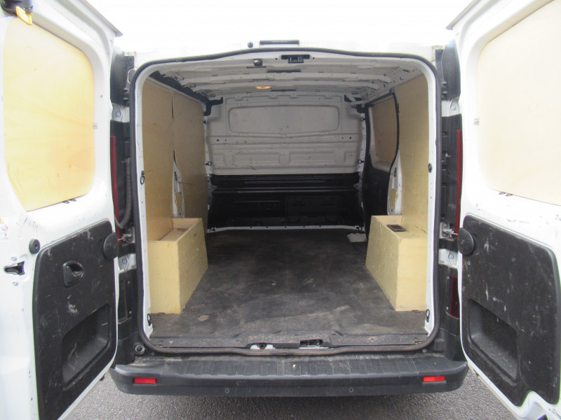 Photo 5 de l'offre de NISSAN NV300 FG L1H1 2T8 2.0 DCI 120CH OPTIMA à 17990€ chez J'NOV AUTO