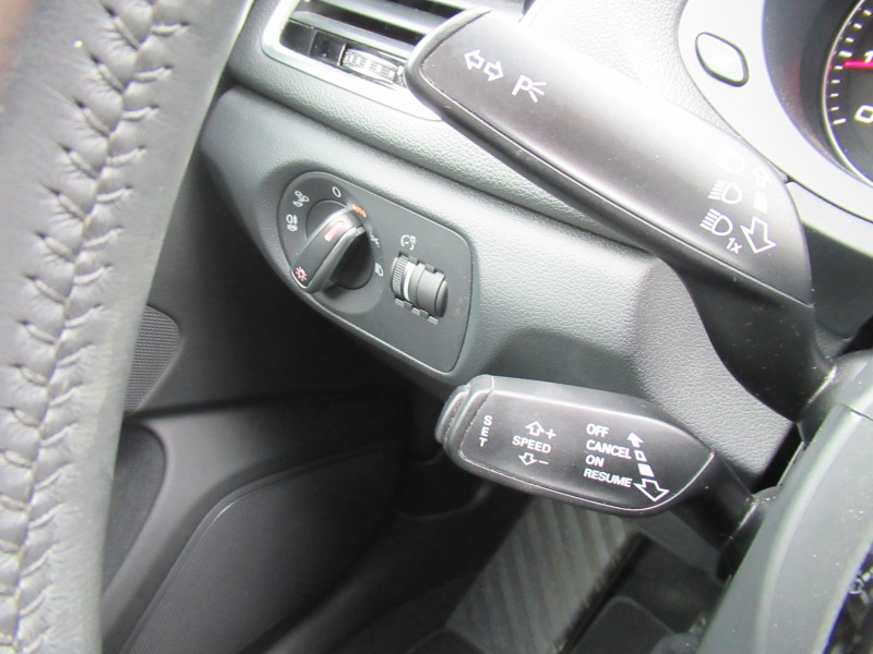 Photo 8 de l'offre de AUDI Q3 1.4 TFSI 150CH ULTRA COD AMBIENTE à 16990€ chez J'NOV AUTO
