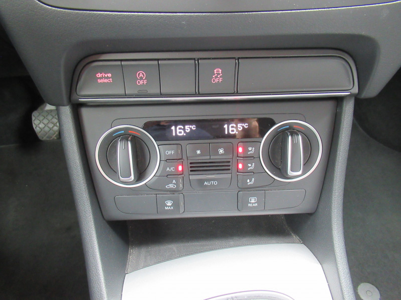Photo 9 de l'offre de AUDI Q3 1.4 TFSI 150CH ULTRA COD AMBIENTE à 16990€ chez J'NOV AUTO