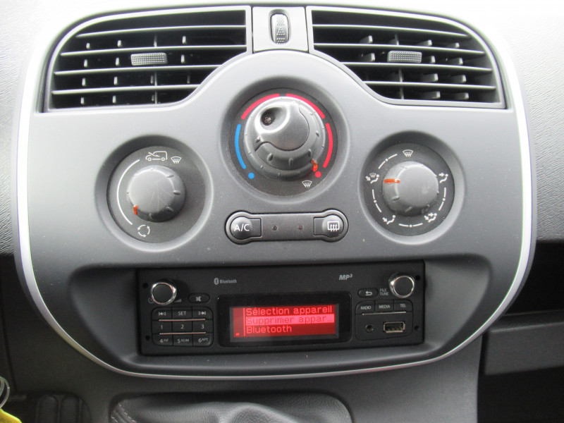 Photo 8 de l'offre de RENAULT KANGOO II 1.2 TCE 115CH ENERGY ZEN EURO6 à 14490€ chez J'NOV AUTO